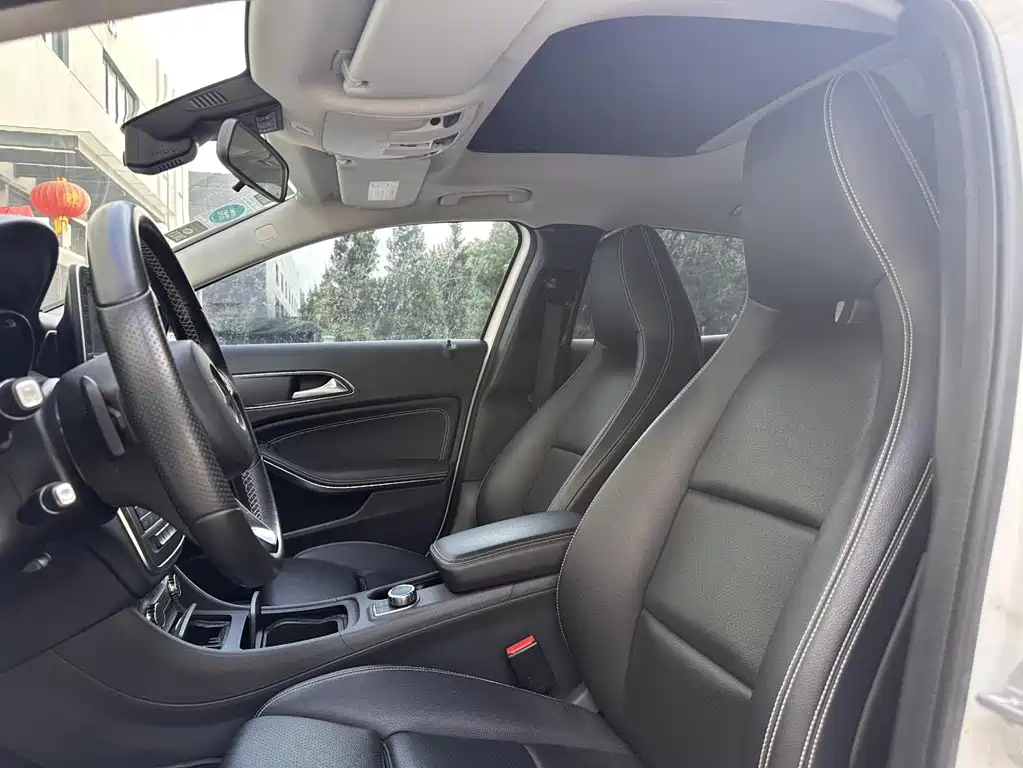 Mercedes-Benz GLA 2016 GLA 200