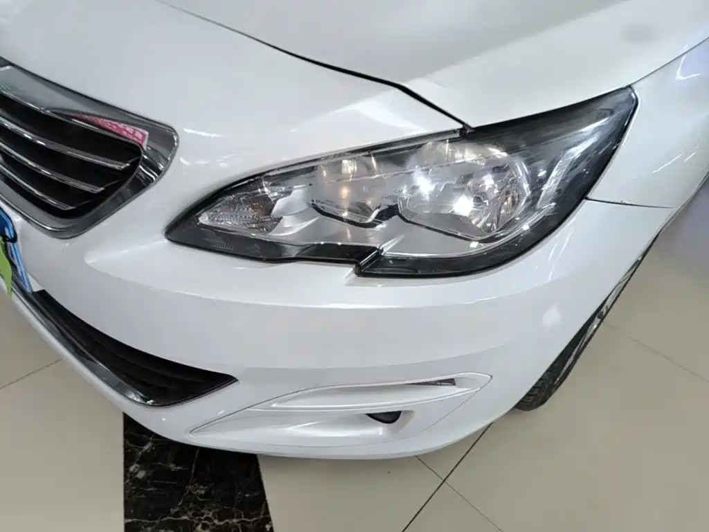 Peugeot 408 — миниатюра 24