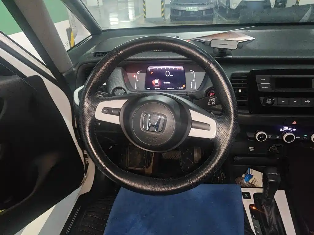 Honda Fit — миниатюра 6