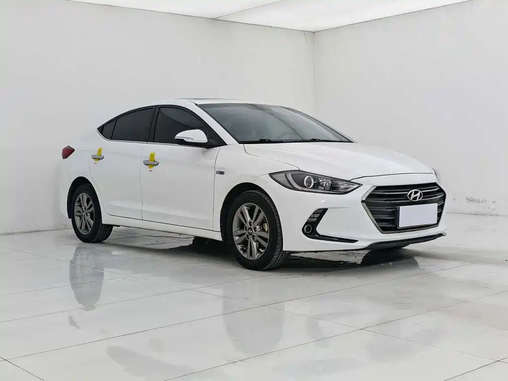 Hyundai Elantra 2016 1.4T DCT