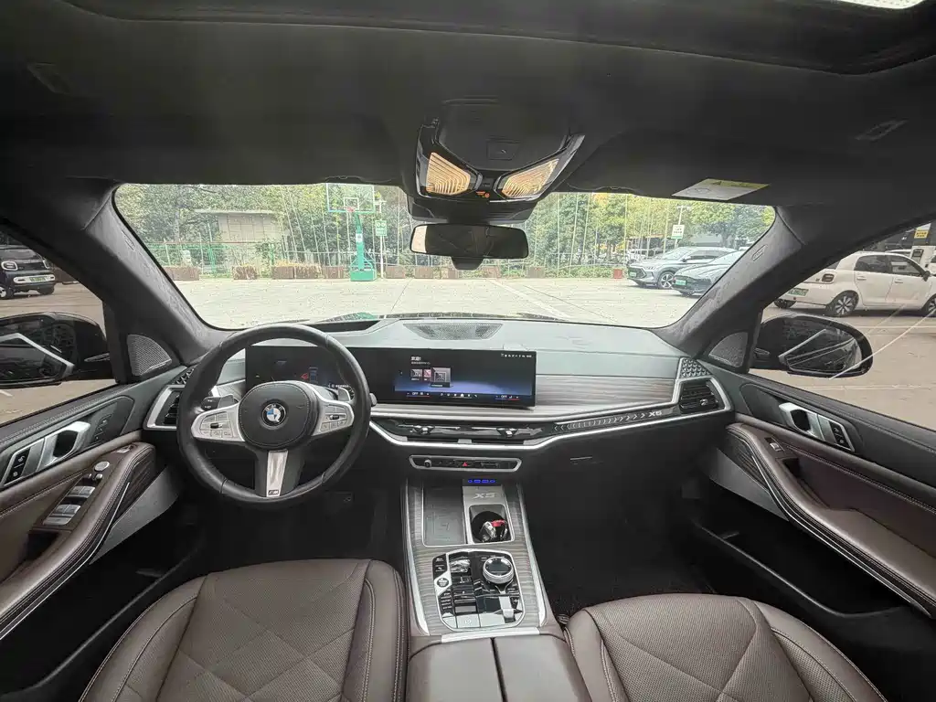 BMW X5 — миниатюра 13