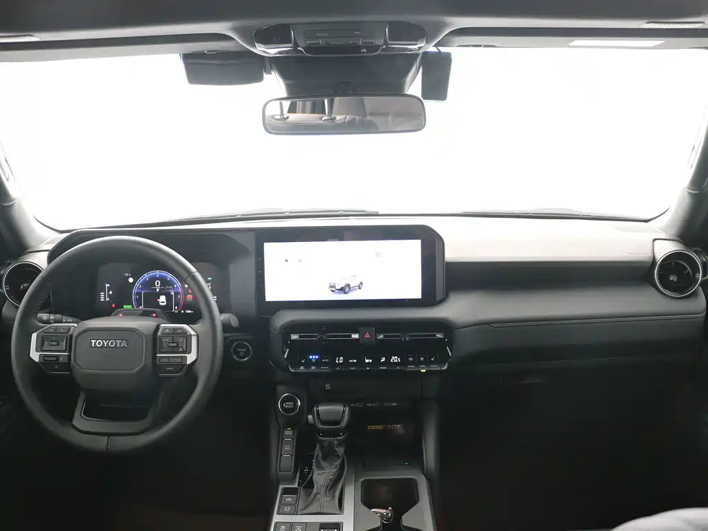Toyota Prado — миниатюра 7