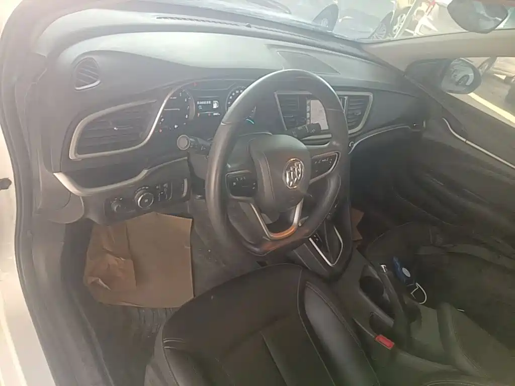 Buick Excelle — миниатюра 10