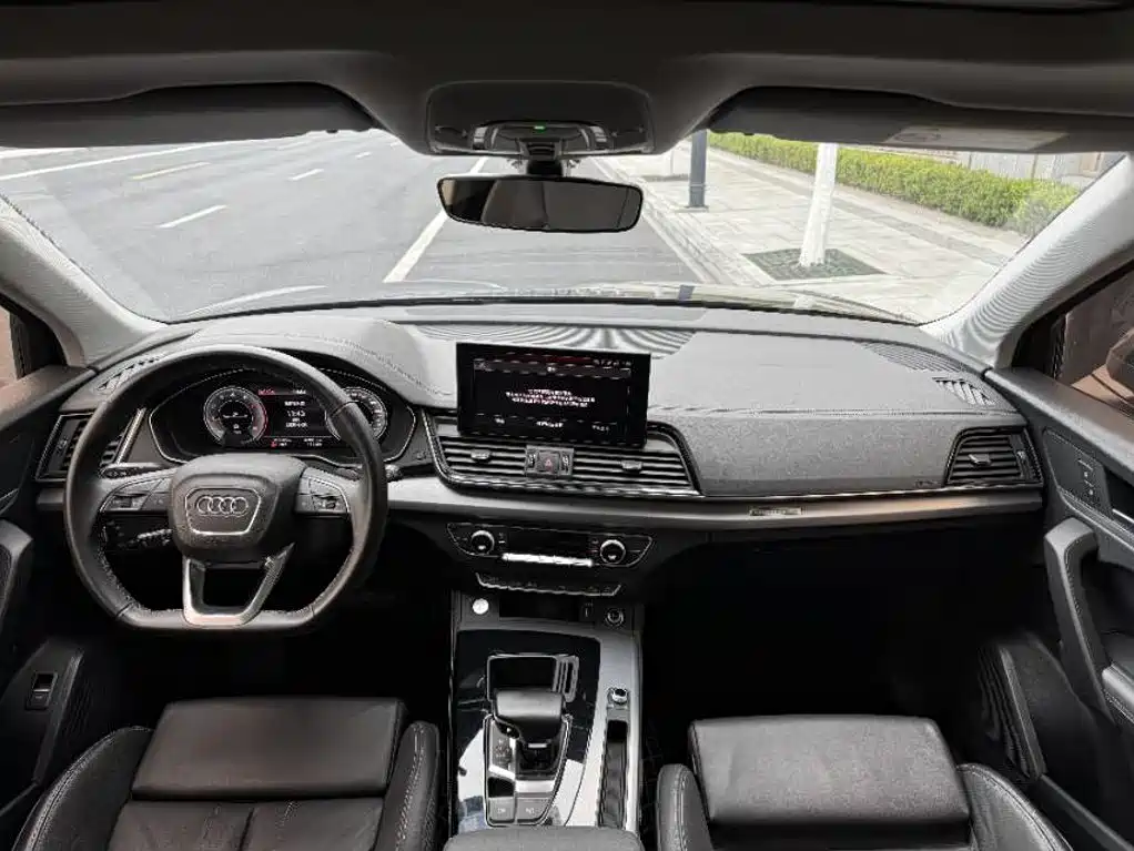 Audi Q5L — миниатюра 5
