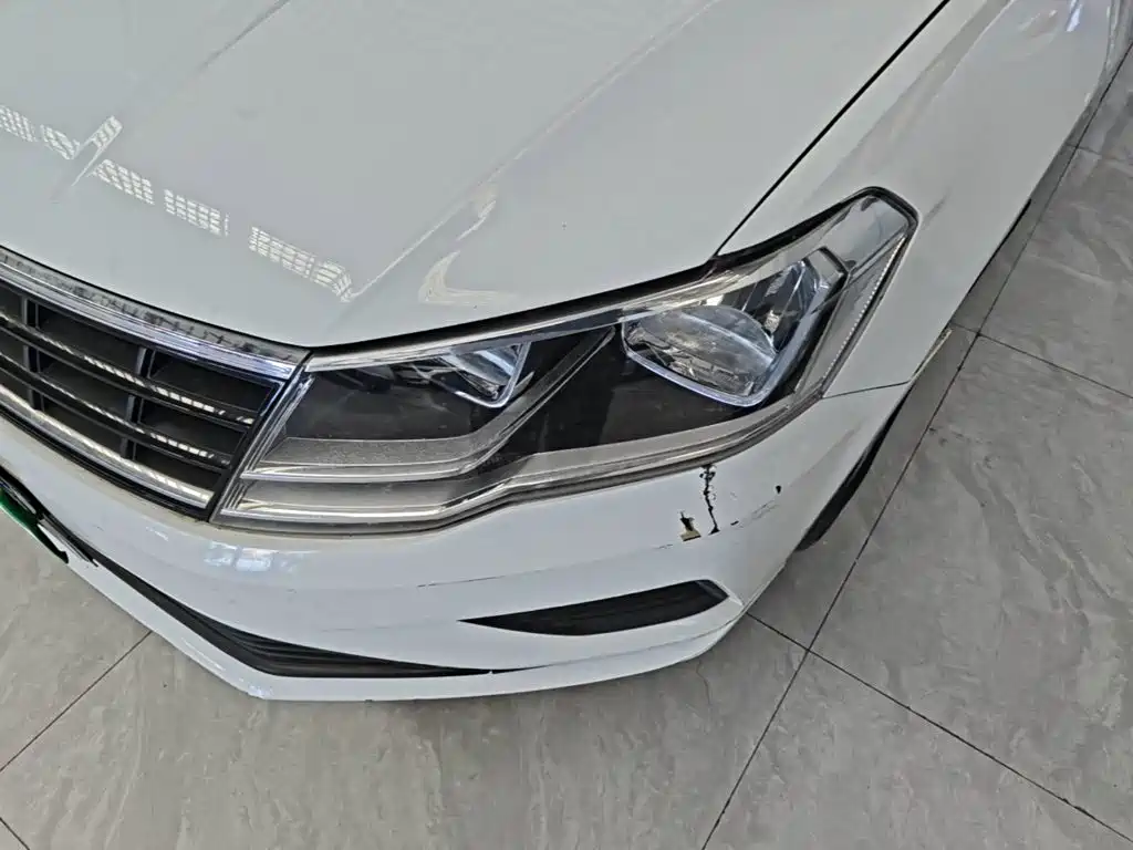 Volkswagen Jetta — миниатюра 24