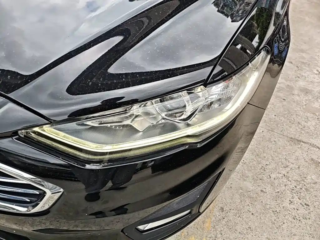Ford Mondeo — миниатюра 24
