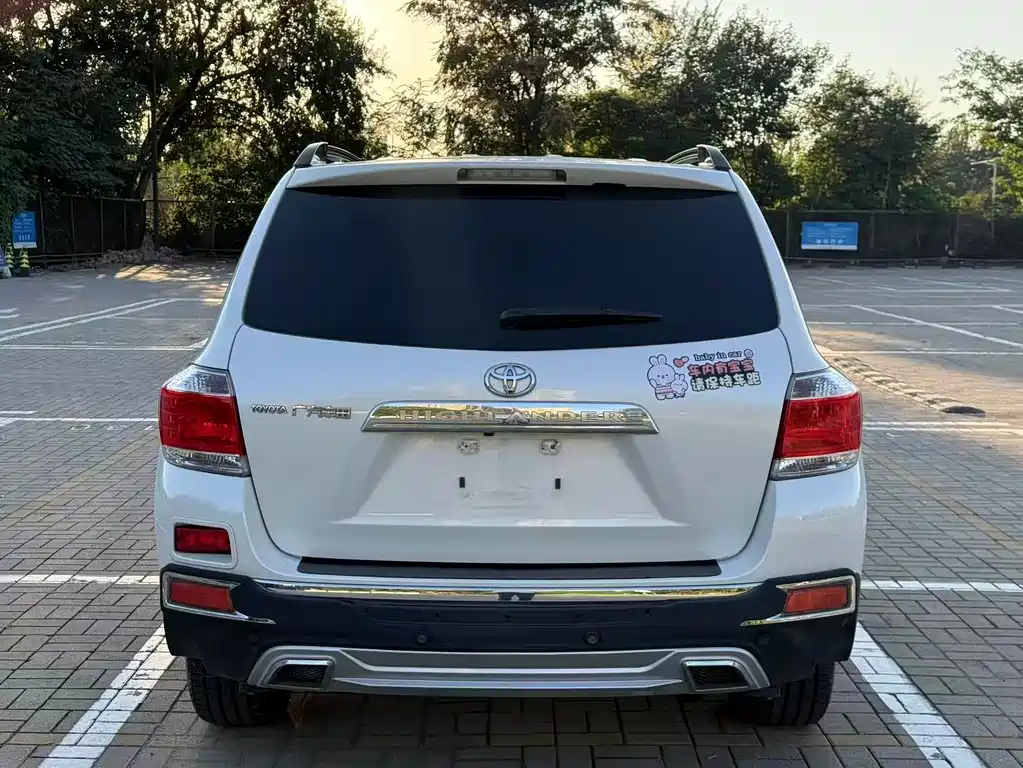 Toyota Highlander — миниатюра 5
