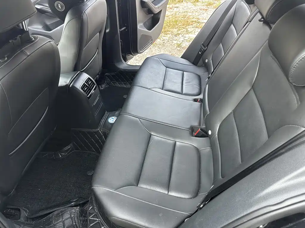 Volkswagen Sagitar — миниатюра 8