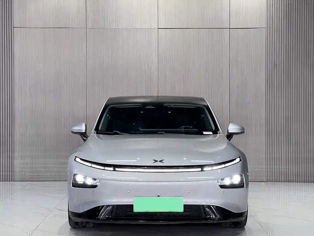 XPeng P7 — миниатюра 2