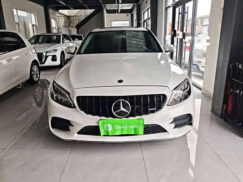 Mercedes-Benz C-Class — миниатюра 3