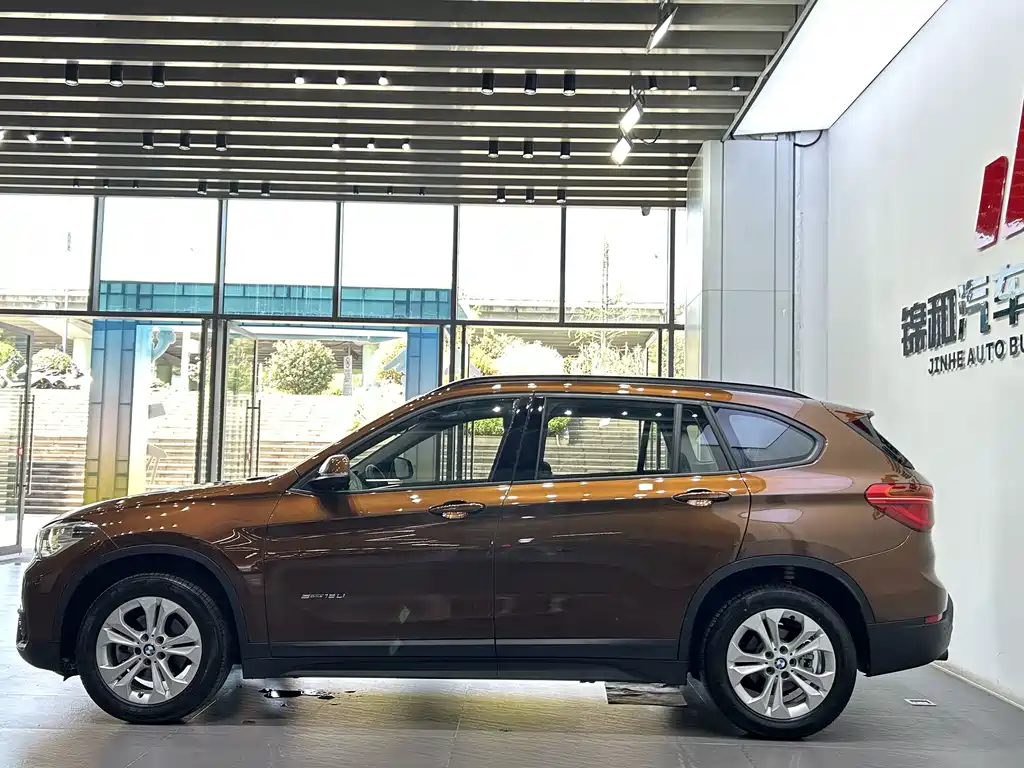BMW X1 — миниатюра 5