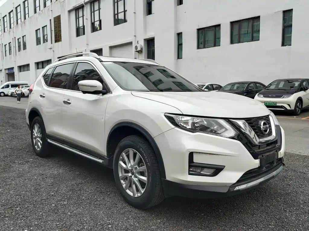Nissan X-Trail — миниатюра 3