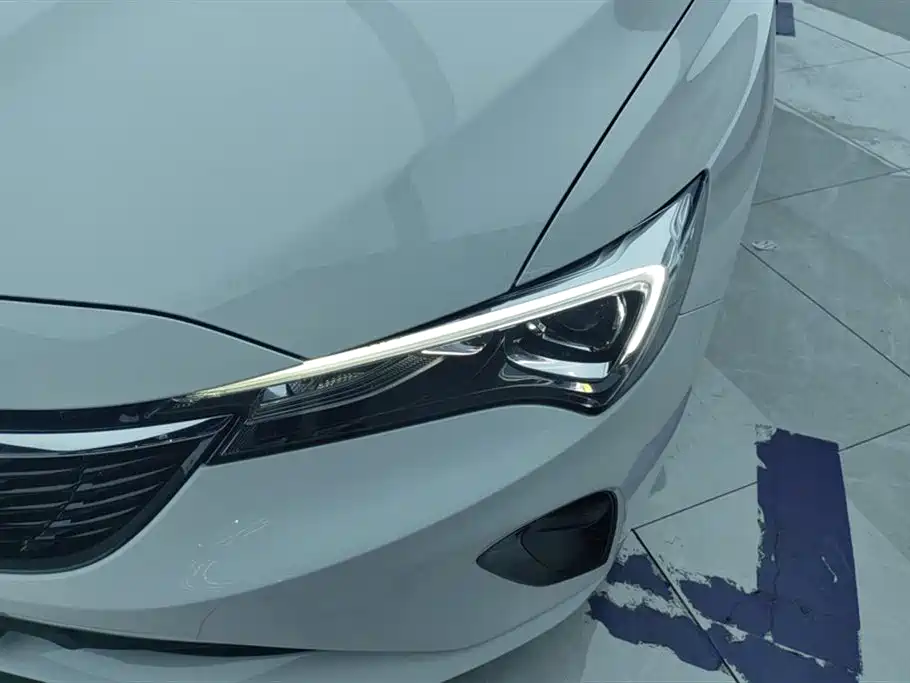 Buick Verano 2022 Pro 533T