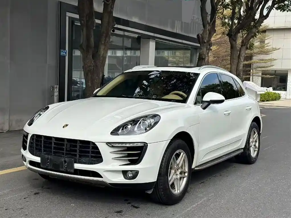 Porsche Macan 2015