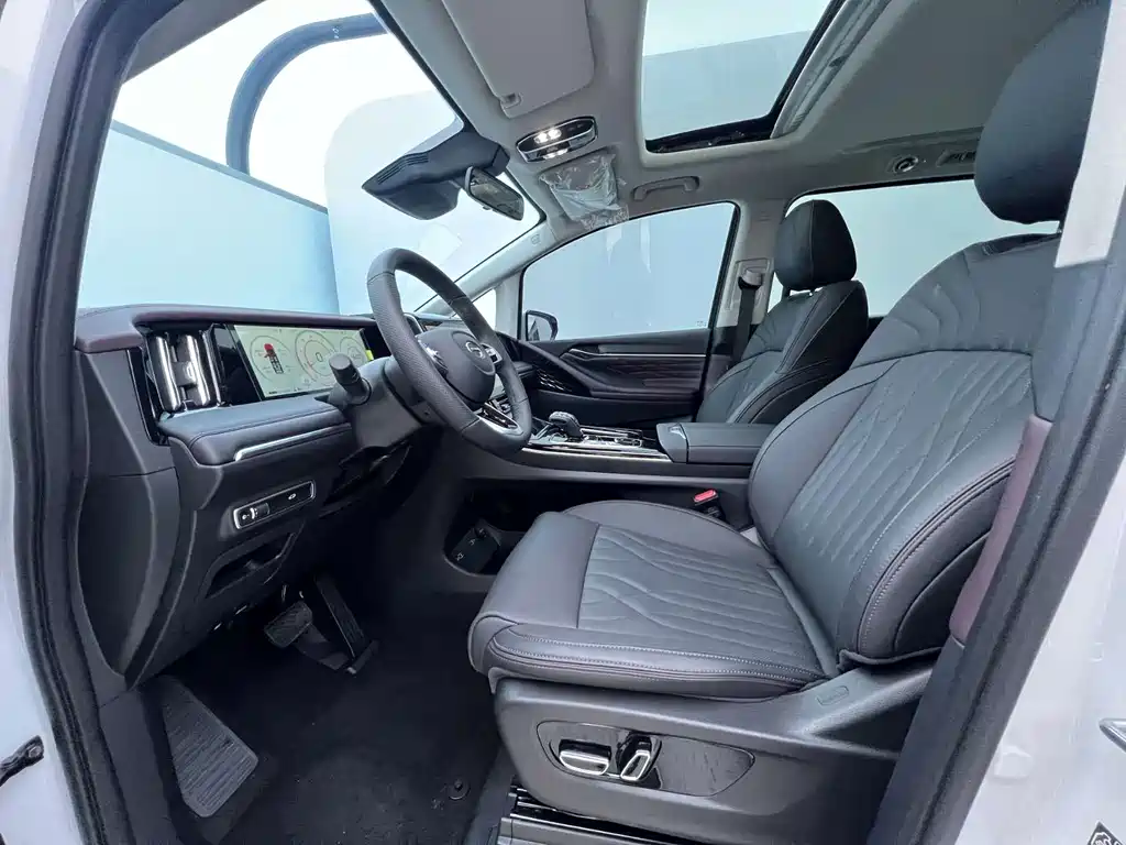 GAC Motor Trumpchi M8 — миниатюра 11