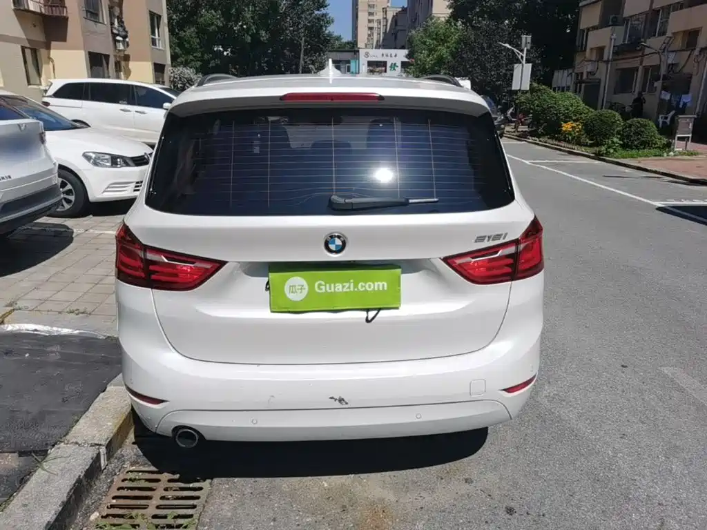 BMW 2 Series Active Tourer (Import) — миниатюра 6
