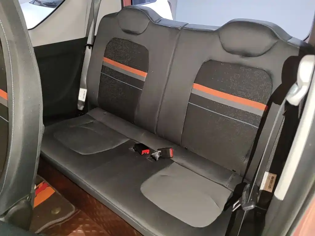 Wuling MINIEV — миниатюра 17