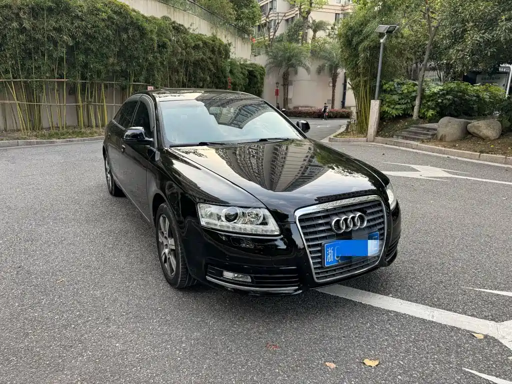 Audi A6L 2011 2.8 FSI Luxury