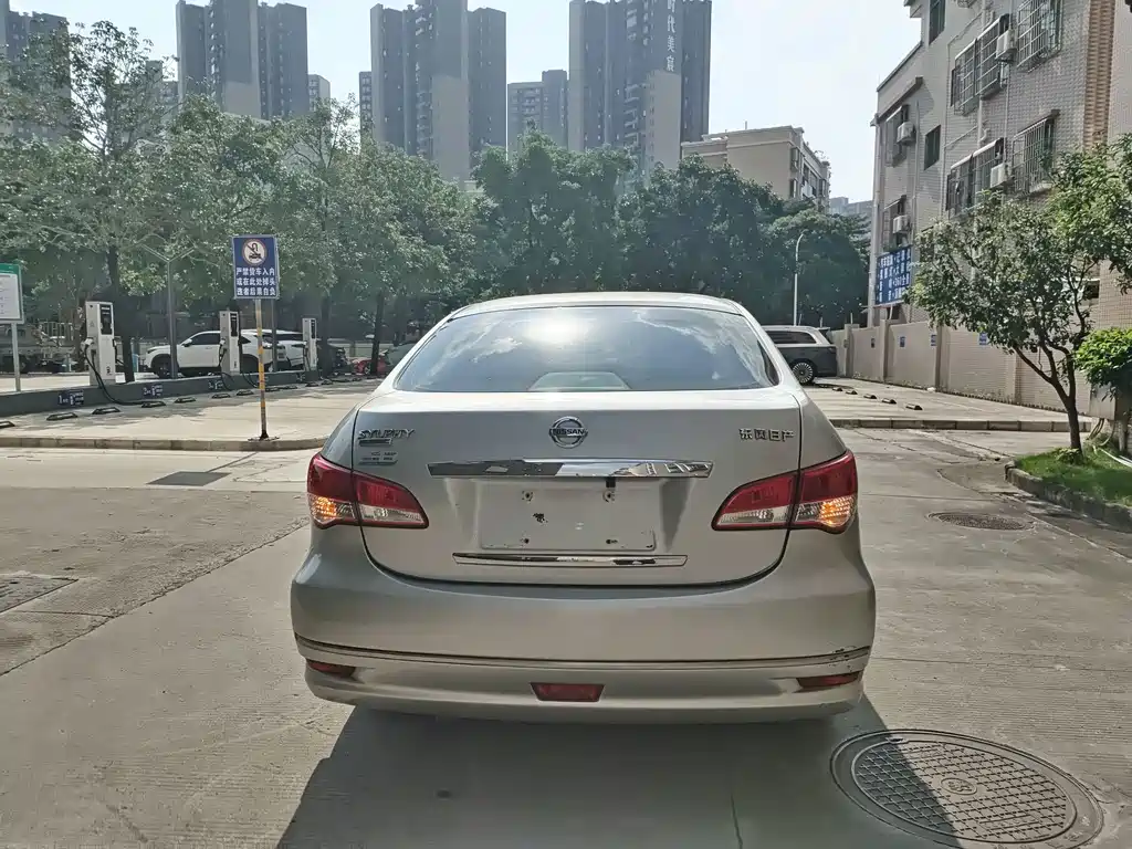 Nissan Sylphy — миниатюра 9