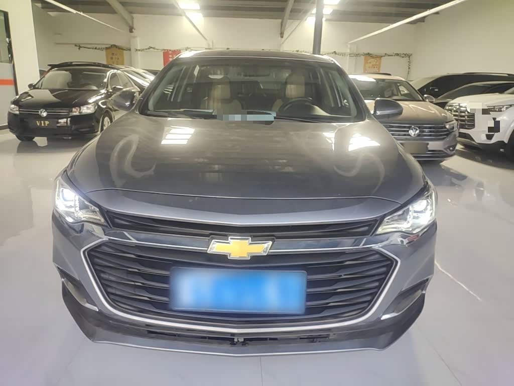 Chevrolet Monza 1.5 л 2021 г. Серебристо-серый, пробег 47800 км