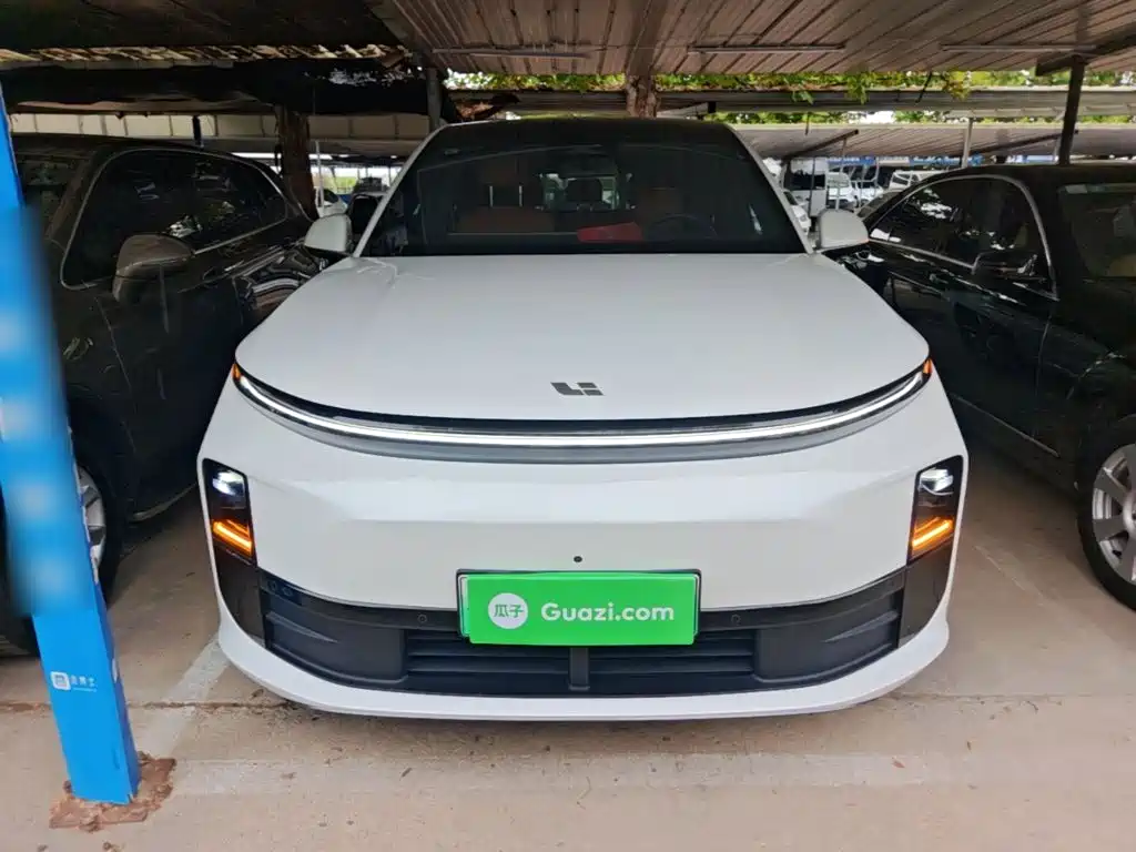 Li Auto Li L6 — миниатюра 3