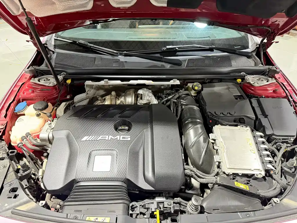 Mercedes-Benz CLA AMG — миниатюра 8