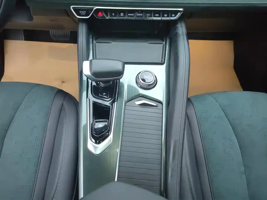 GEELY AUTOMOBILE XINGYUE L