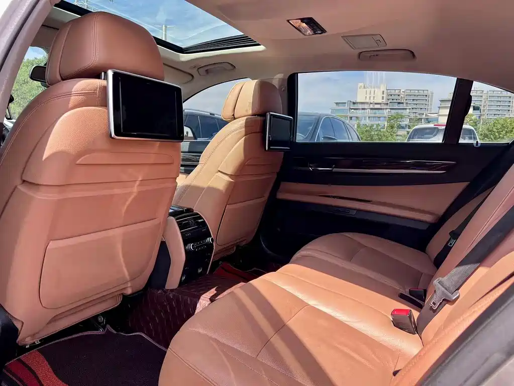 BMW 7 Series 7 2013 740Li xDrive