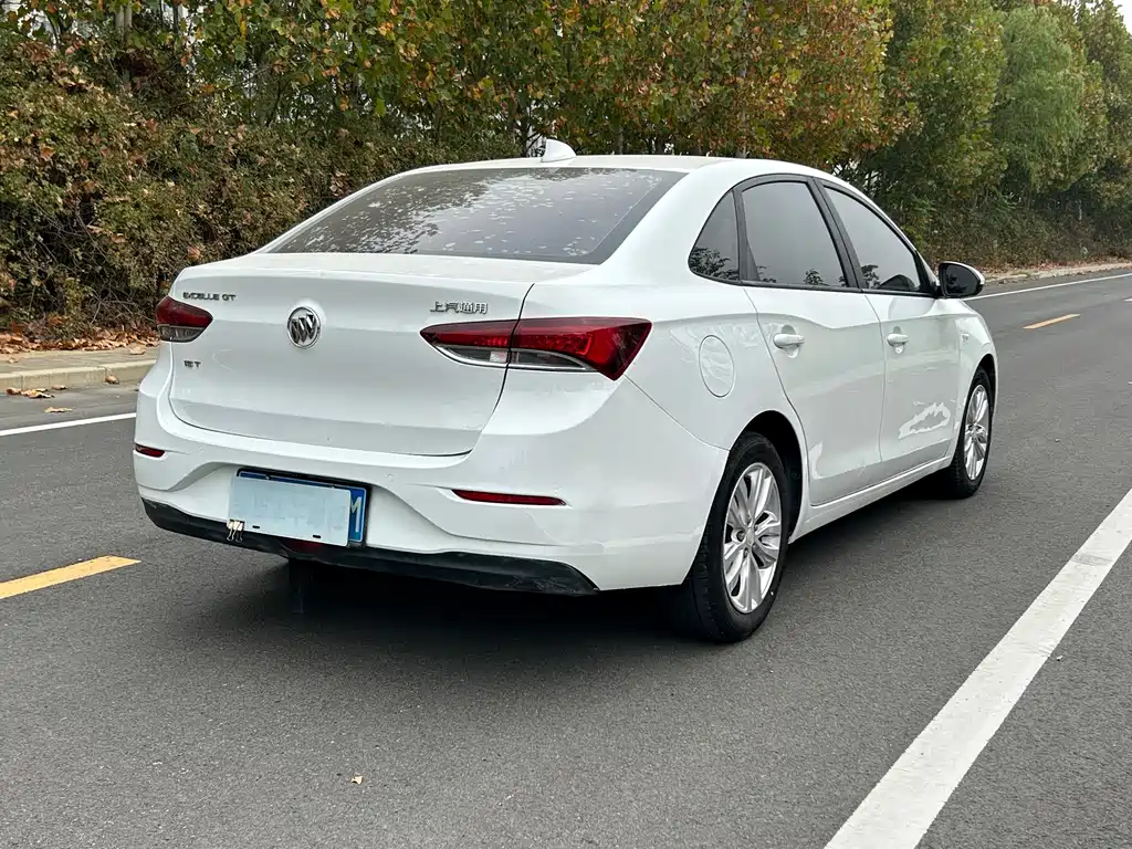 Buick Excelle — миниатюра 12