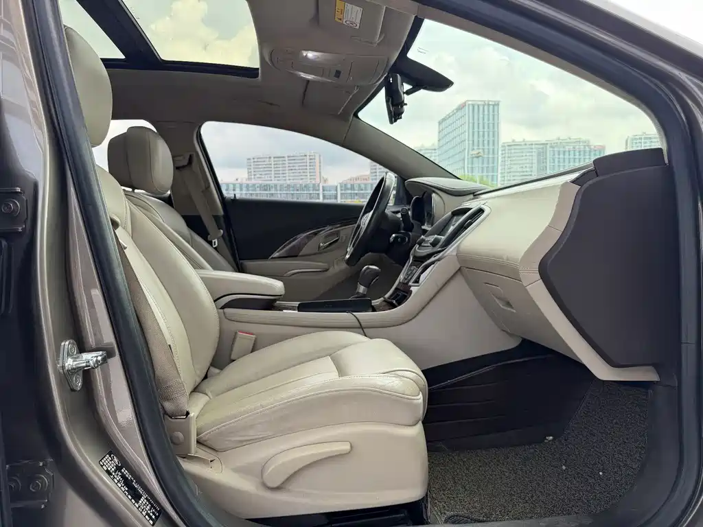 Buick LaCrosse — миниатюра 8
