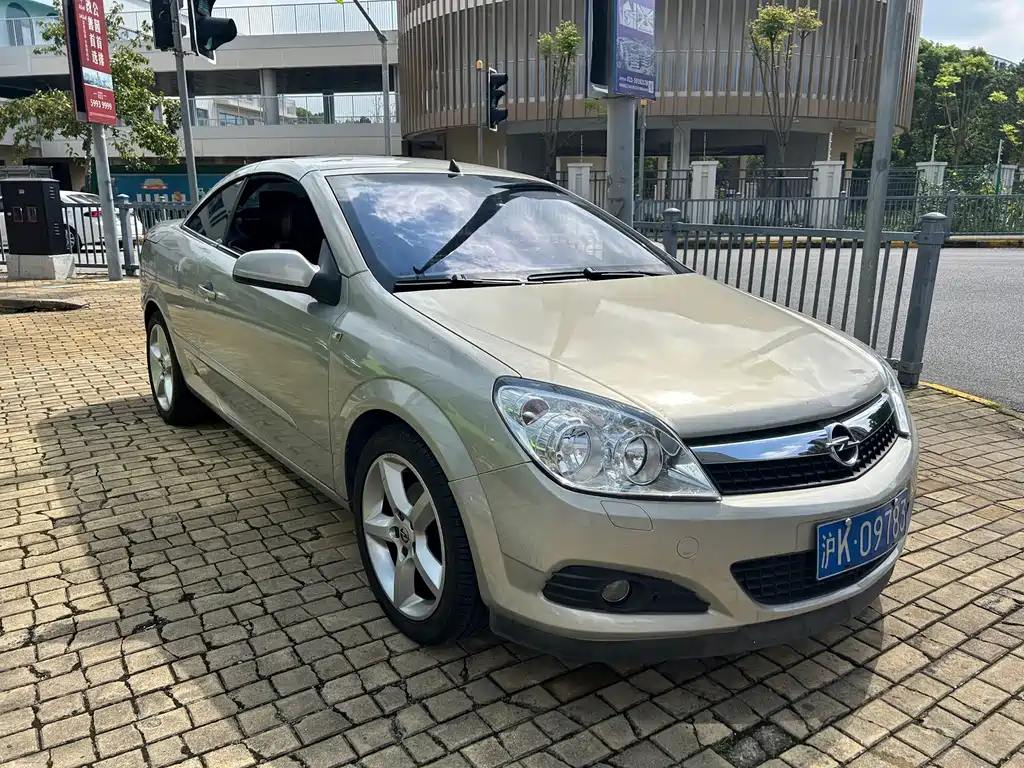 Opel Astra — миниатюра 5