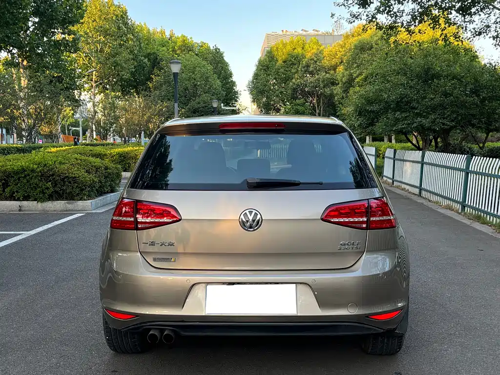 Volkswagen Golf — миниатюра 8