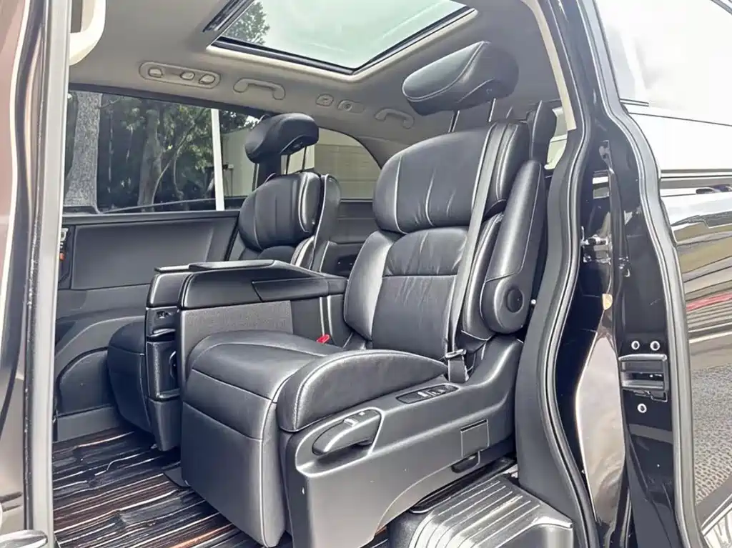 Honda Elysion — миниатюра 9