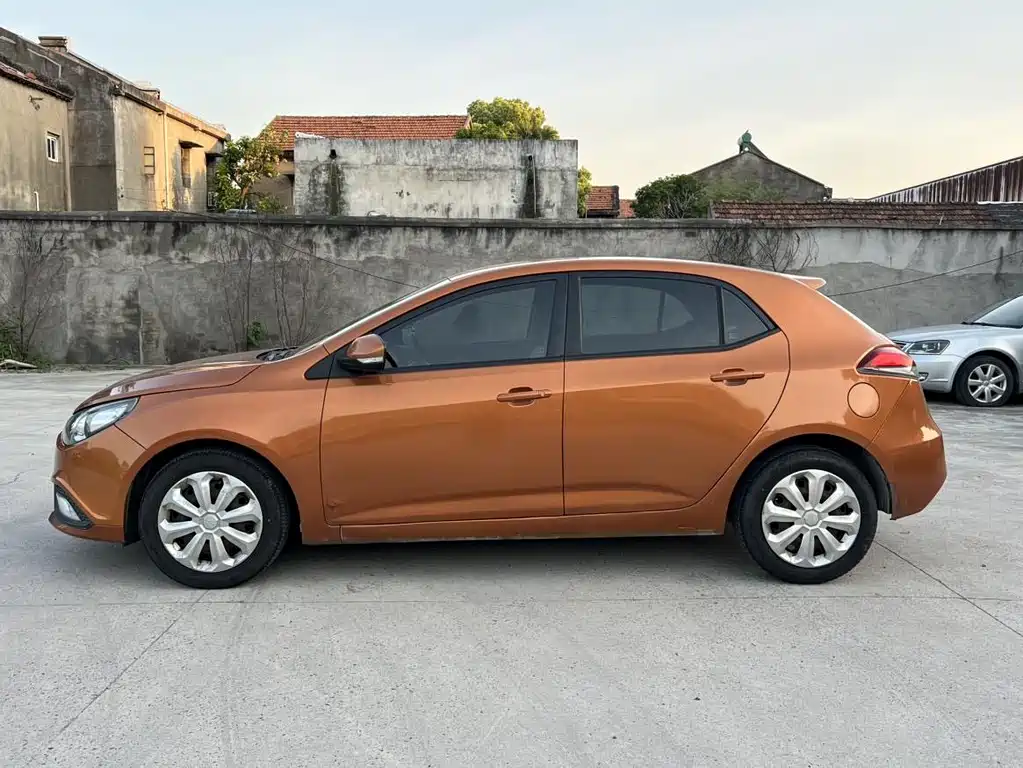 MG MG5 — миниатюра 9