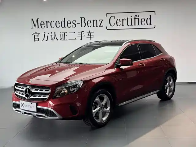 MERCEDES-BENZ  GLA 2017