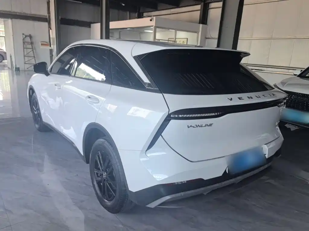 Venucia V — миниатюра 5