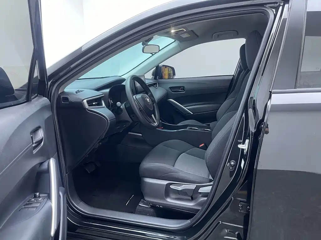 Toyota Frontlander — миниатюра 13