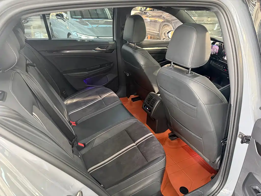 Volkswagen Golf — миниатюра 15