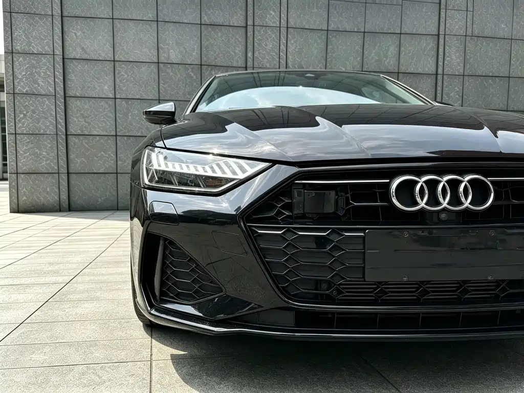 Audi A7L — миниатюра 6