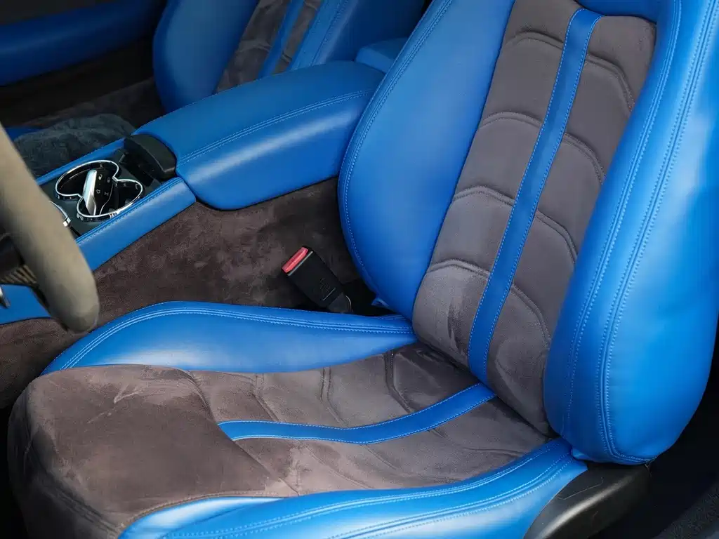 Maserati GranTurismo — миниатюра 8