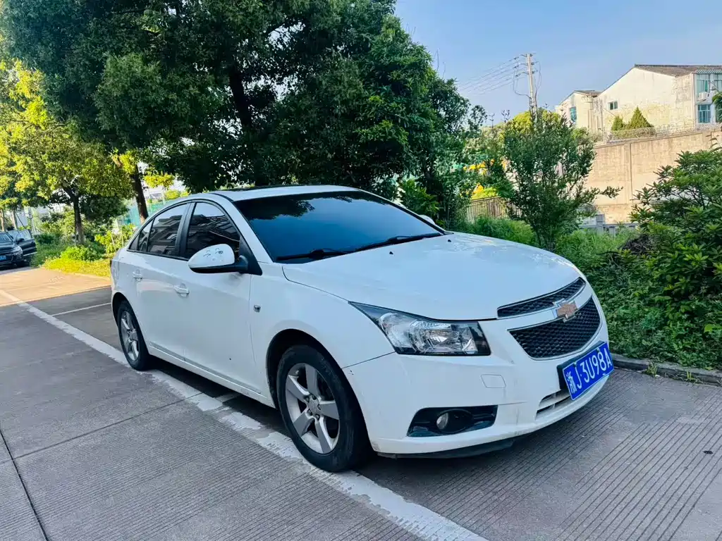 Chevrolet Cruze 2013 1.8L SE AT