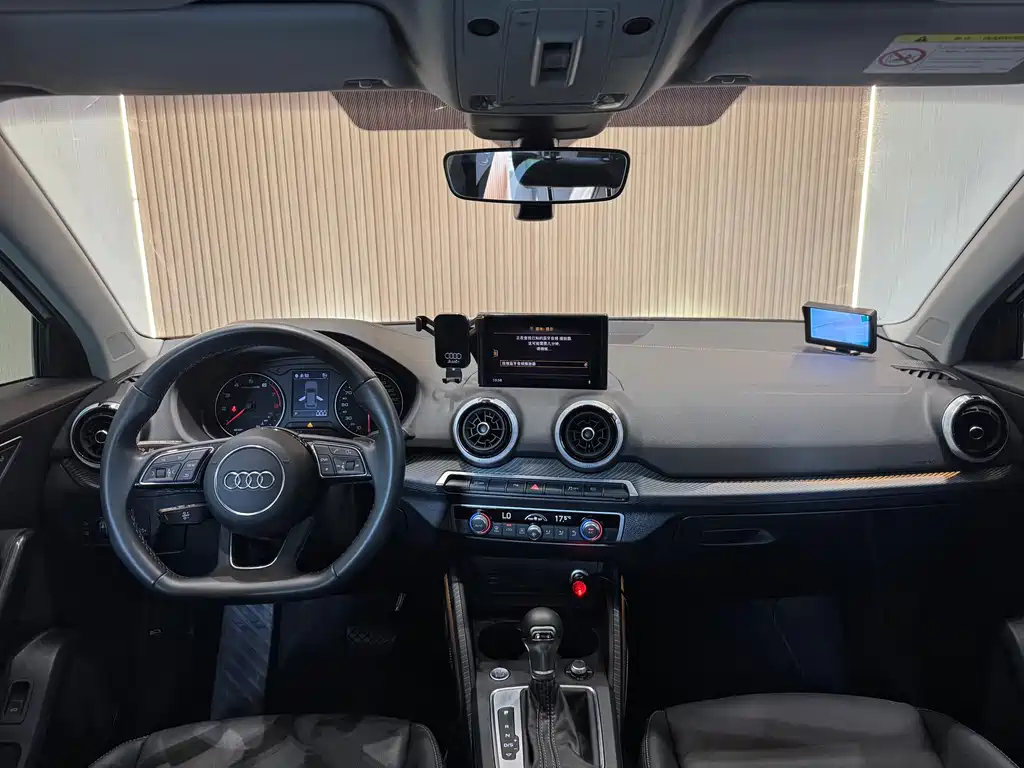 Audi Q2L — миниатюра 8