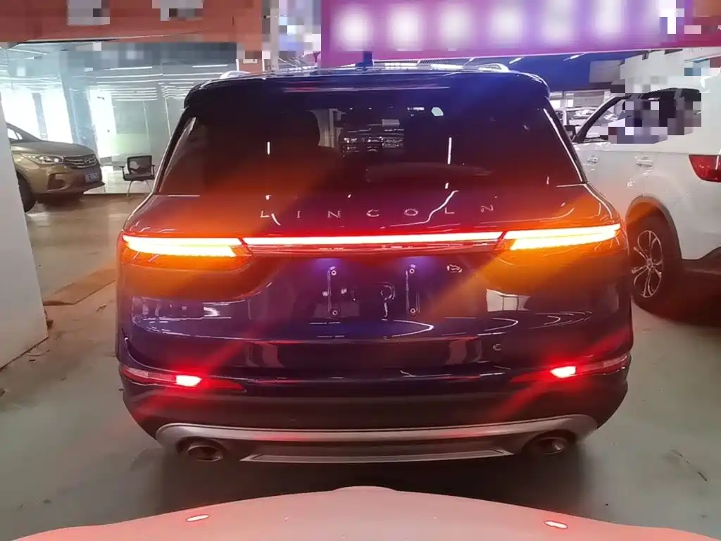 Lincoln Corsair — миниатюра 6