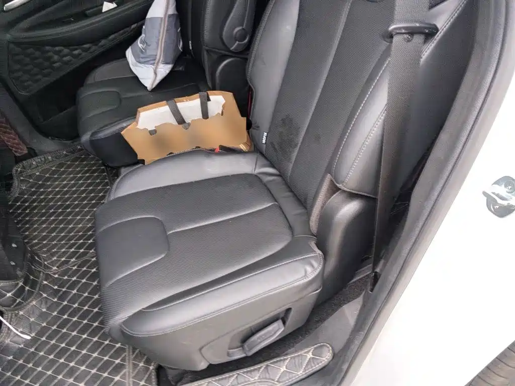 Hyundai Santa Fe — миниатюра 13