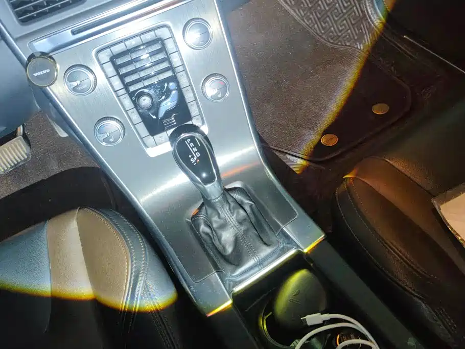 Volvo XC60 — миниатюра 16