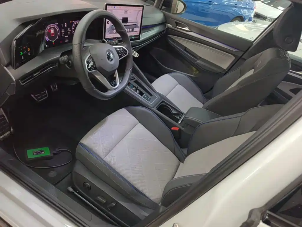 Volkswagen Golf — миниатюра 15