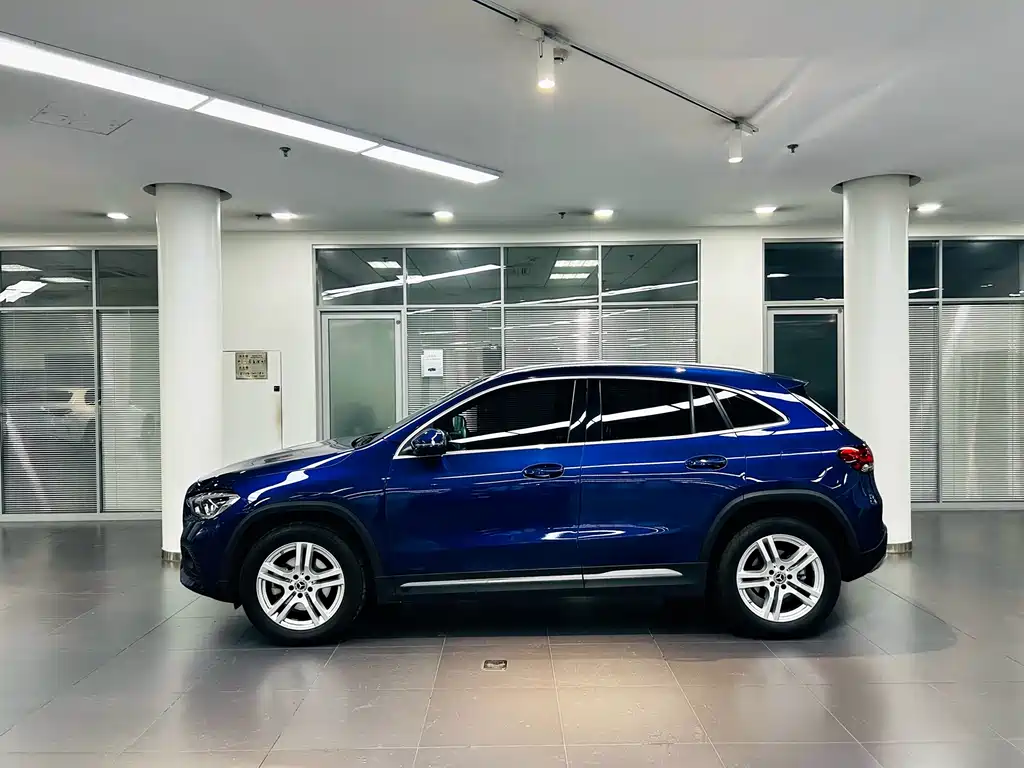 Mercedes-Benz GLA 2023 GLA 200