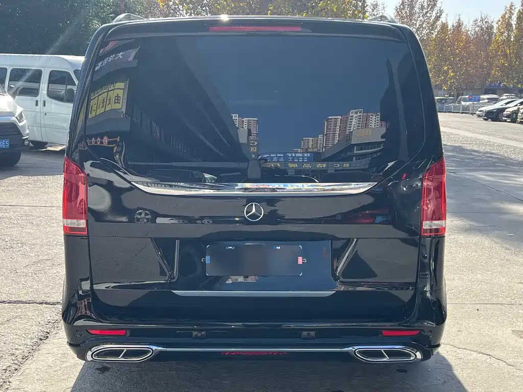 MERCEDES-BENZ V CLASS