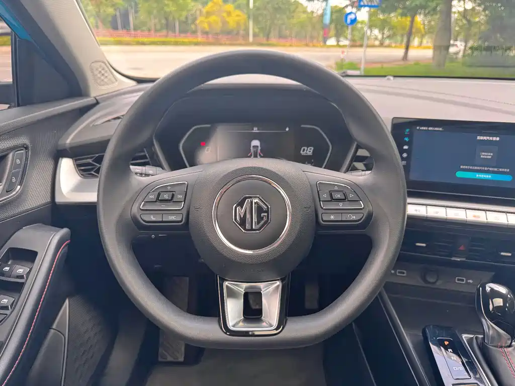 MG MG5 — миниатюра 8