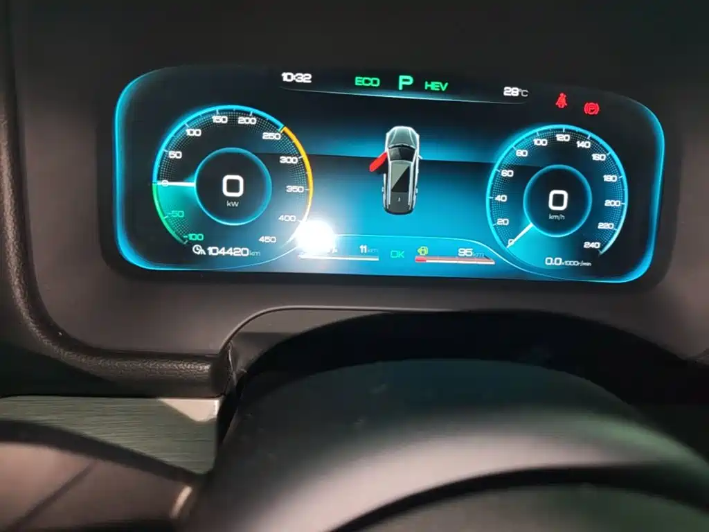 BYD Tang New Energy — миниатюра 12